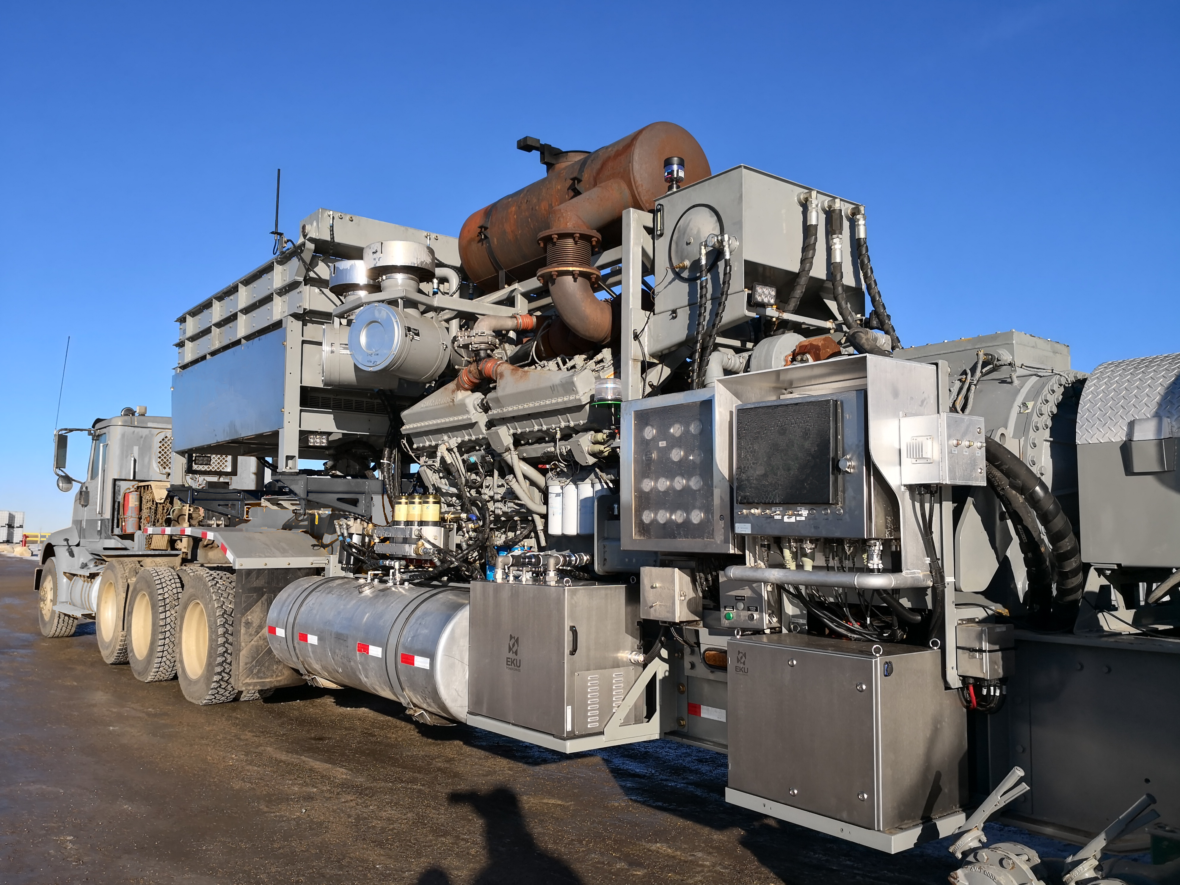 An E&P company’s frac pump in North Dakota has EKU systems, an engine standby controller and Vulcan installed.