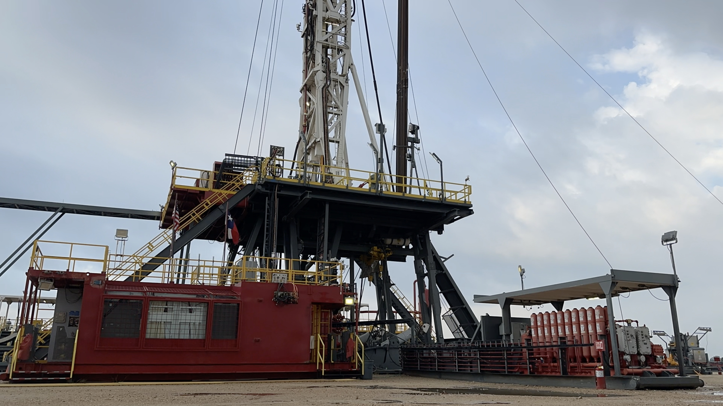 The removal of the driller’s cabin from the Prime 1 test rig is a further step toward a manless rig floor. (Source: NOV Inc.)