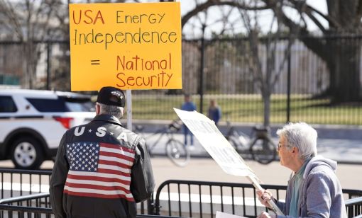 energy protests at White House