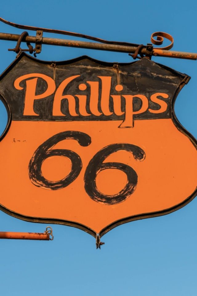 Phillips 66 to Sell Interests in Rockies Express Pipeline to Tallgrass