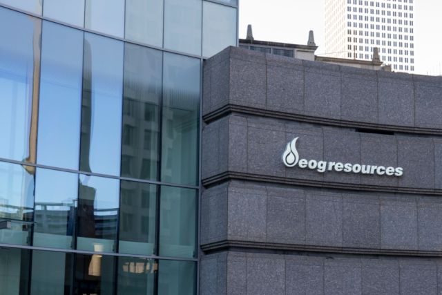 EOG Buys South Texas Gathering System, Divests in Delaware, Eagle Ford